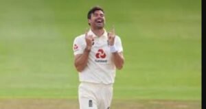 জেমস অ্যান্ডারসন টেস্ট র‍্যাংকিংয়ের চূড়ায় 