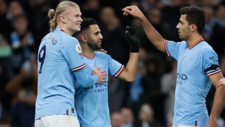 অ্যাস্টন ভিলাকে ৩-১ গোলে হারিয়েছে ম্যানসিটি