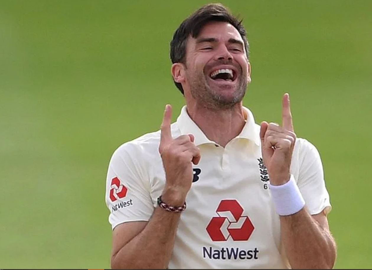 জেমস অ্যান্ডারসন টেস্ট র‍্যাংকিংয়ের চূড়ায়