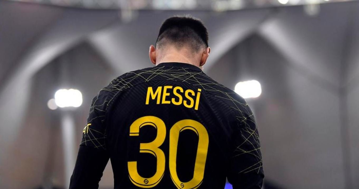 মেসির সামনে নতুন রেকর্ড গড়ার হাতছানি