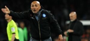 নাপোলি কোচ ক্ষমা চেয়েছেন সমর্থকদের কাছে 