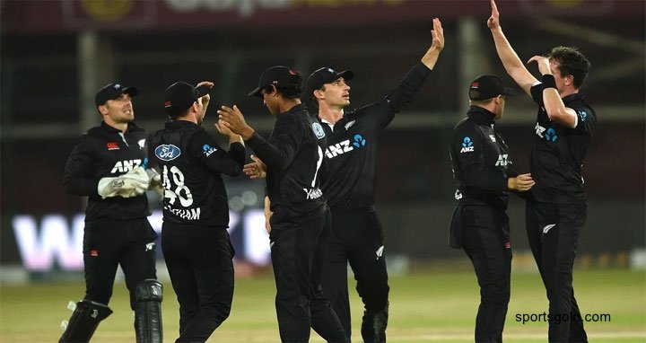 নিউজিল্যান্ডের সান্ত্বনার জয়ে র‌্যাংকিংয়ের শীর্ষস্থান হারালো পাকিস্তান