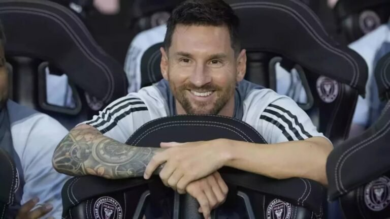 মেসির হাসিমুখ মিয়ামি