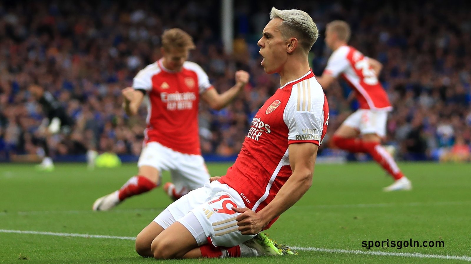 ট্রোসার্ডের গোলে এভারটন অভিশাপ থেকে মুক্তি পেল আর্সেনাল : প্রিমিয়ার লিগ