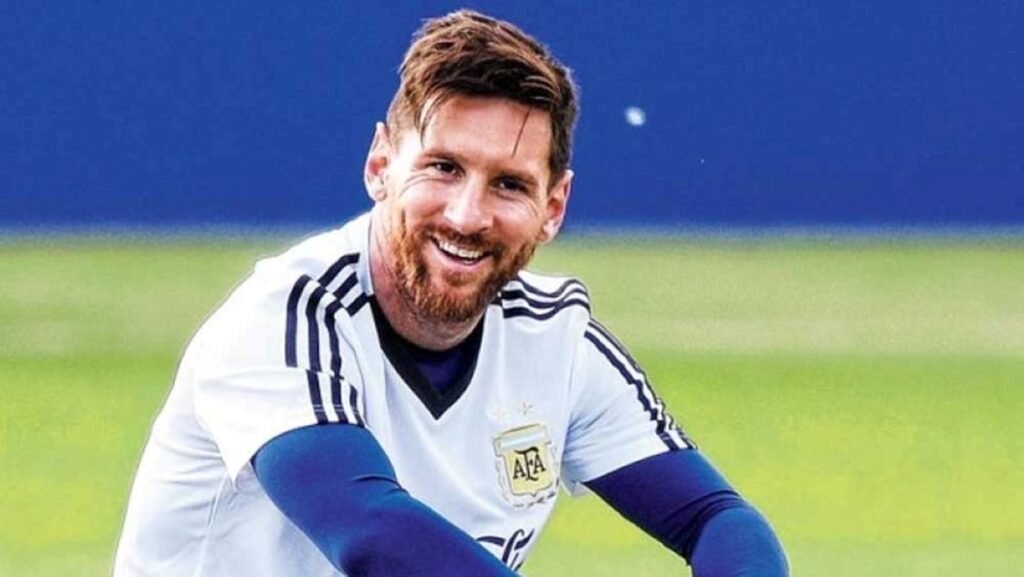 মেসির জোড়া গোলে আর্জেন্টিনার জয়, ব্রাজিলের পরাজয়ের দিনে ইনজুরিতে নেইমার