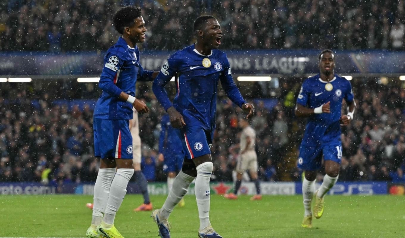 তরুণদের উৎসবের ম্যাচে আয়াক্সকে বিধ্বস্ত করল চেলসি 1 তরুণদের উৎসবের ম্যাচে আয়াক্সকে বিধ্বস্ত করল চেলসি তরুণদের উৎসবের ম্যাচে আয়াক্সকে বিধ্বস্ত করল চেলসি