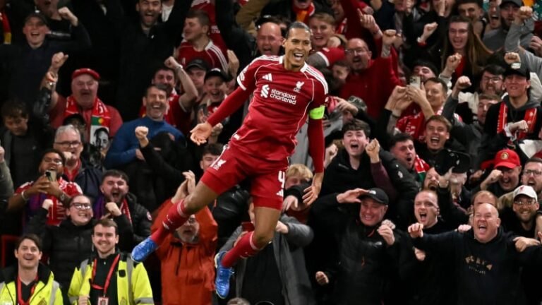 পিএসজির গোলবন্যা, লিভারপুলের শেষ মুহূর্তের রোমাঞ্চ আর বায়ার্নের নিশ্চিত জয়