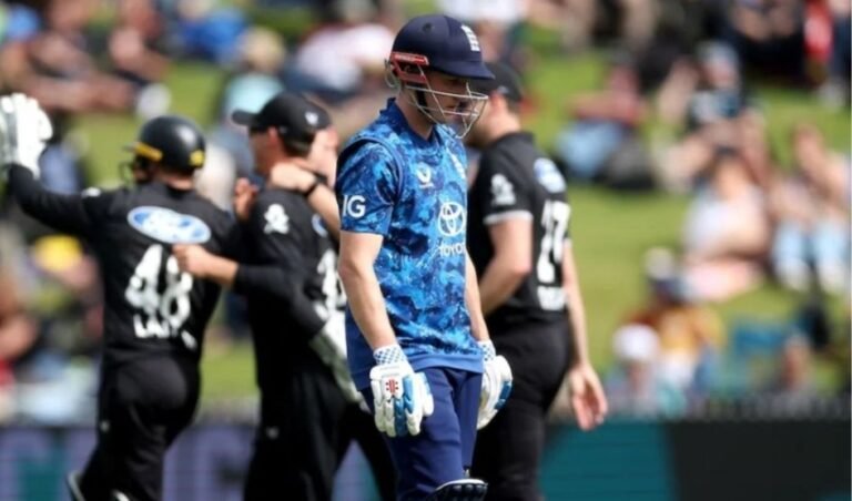 লজ্জার বিশ্বরেকর্ড থেকে বাংলাদেশকে মুক্তি দিল ইংল্যান্ড