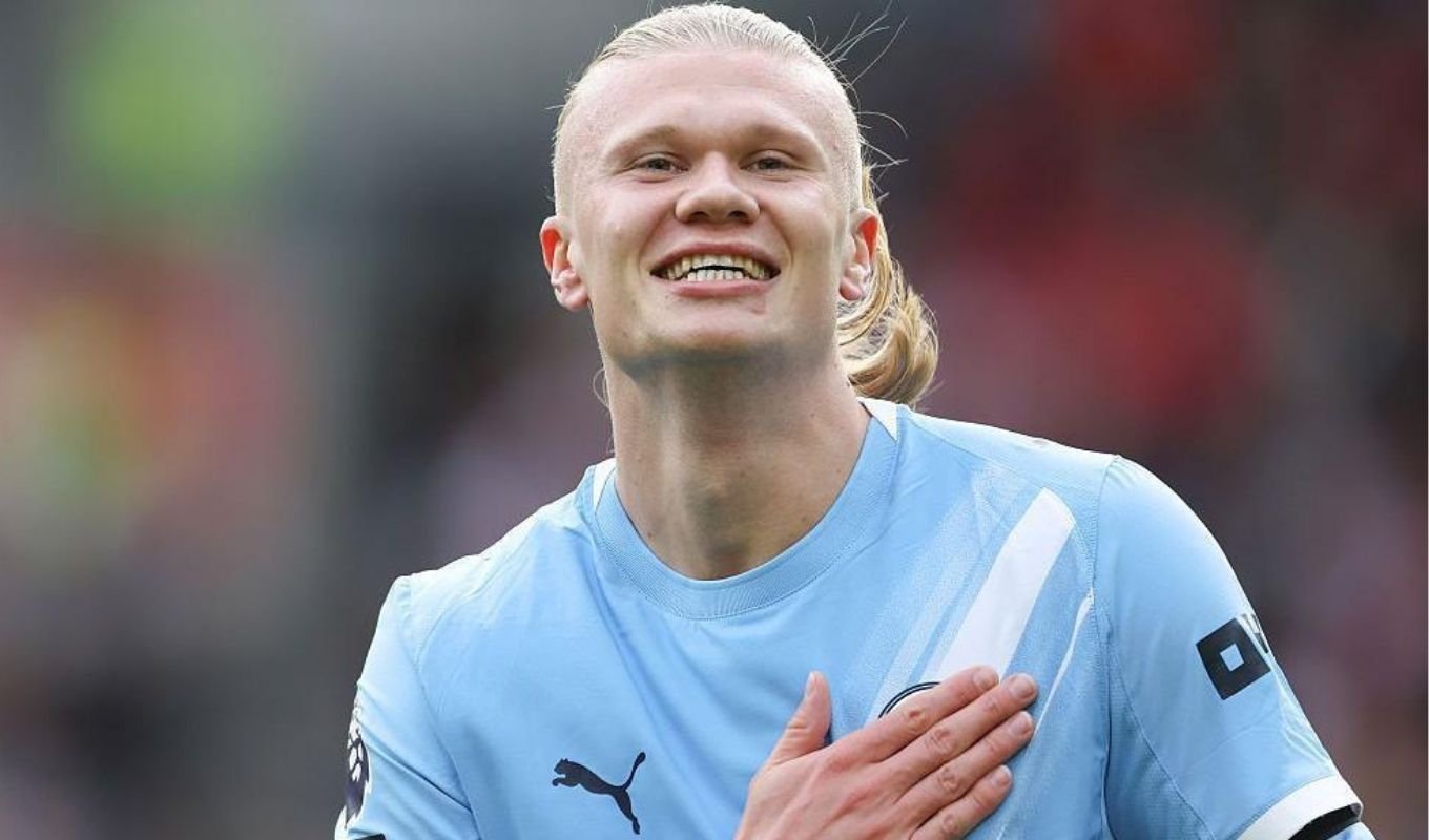 ‘হলান্ড এখন মেসি-রোনালদোর পর্যায়ের ফুটবলার’ 1 ‘হলান্ড এখন মেসি-রোনালদোর পর্যায়ের ফুটবলার’