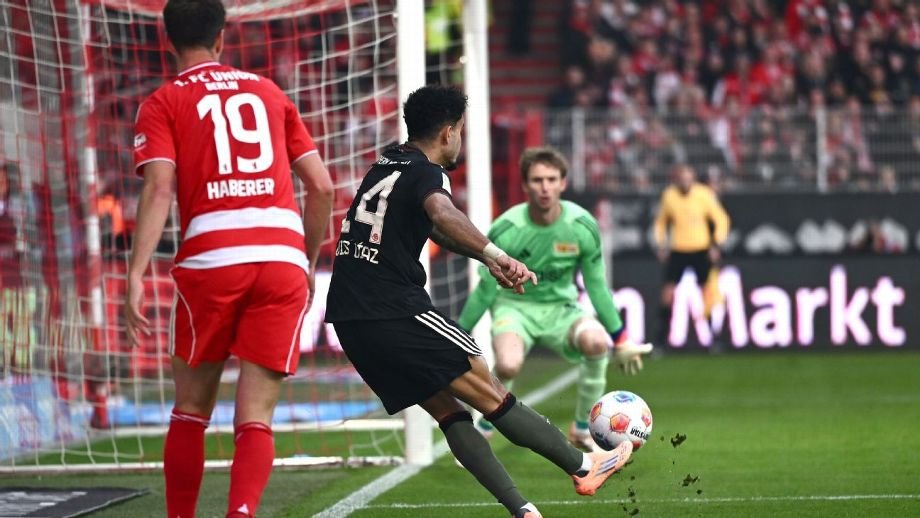 Diazs Stunning Goal Defies the Impossible Moment of the Week দিযাজের অবিশ্বাস্য গোল