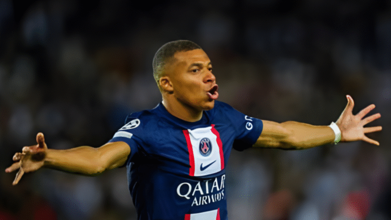 Mbappe Demands a Whopping E260 Million from PSG “পিএসজির বিরুদ্ধে এমবাপ্পে দাবি করছেন ৪ হাজার কোটি টাকার ক্ষতিপূরণ!