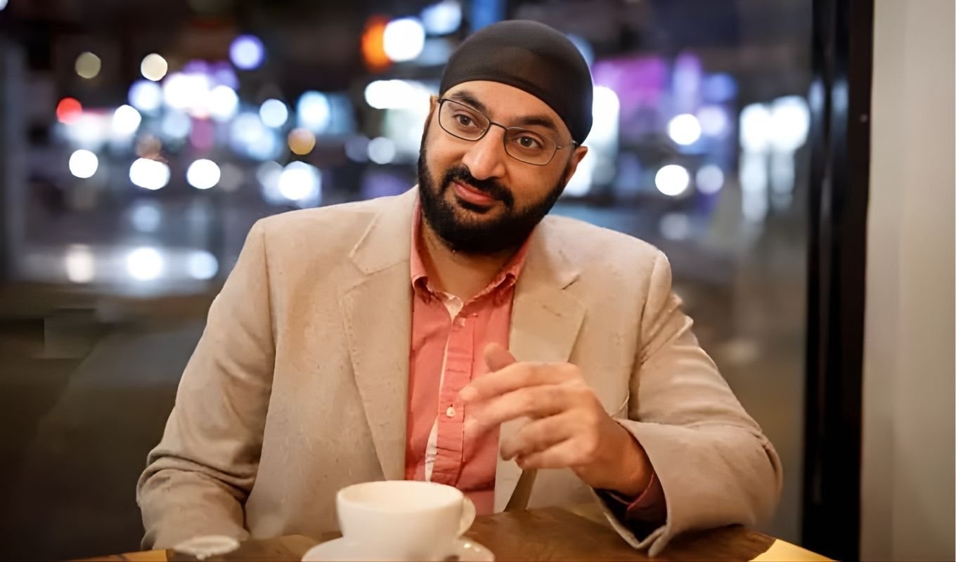 অ্যাশেস শুরুর আগেই মহা নাটক: সোফায় বসেই অজি দলকে নড়াচড়া দিচ্ছেন প্যানেসার!