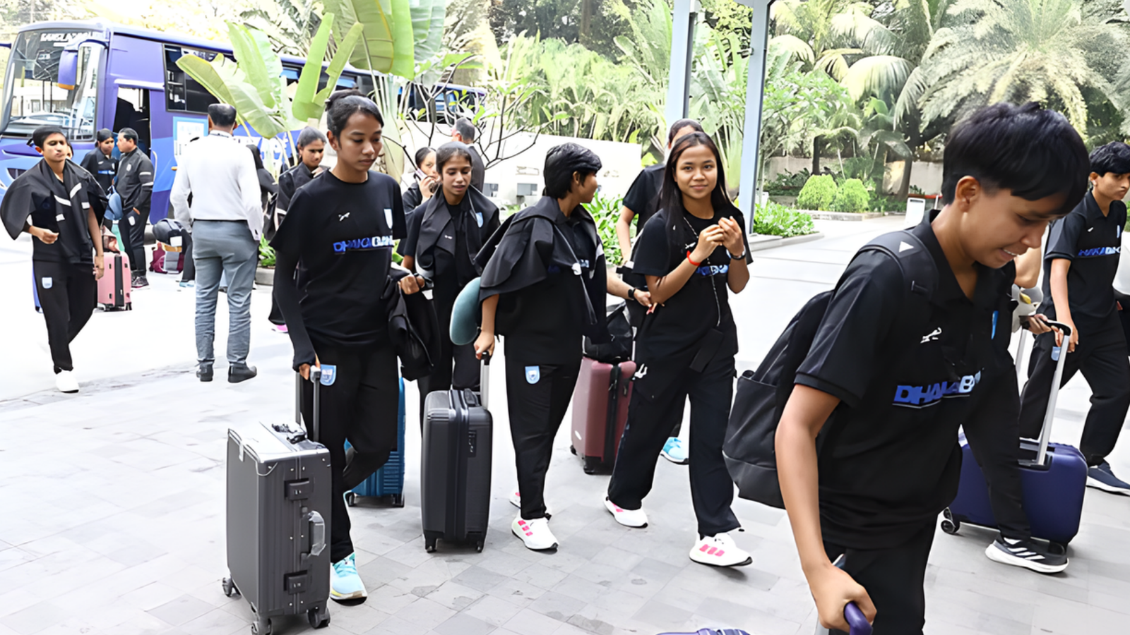 এএফসি এশিয়ান কাপের আগে বাংলাদেশ নারী দলে যে পরিবর্তনগুলো সবাইকে অবাক করছে ত্রিদেশীয় সিরিজে কারা উঠলেন জাতীয় দলে? সবার নাম দেখে চমকে যাবেন!