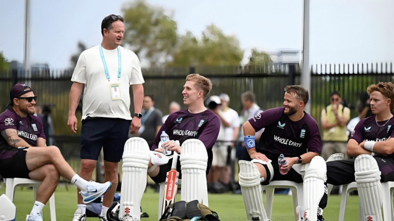 এনগিডি র ফিরে আসায় ভারতীয়দের বিরুদ্ধে দক্ষিণ আফ্রিকার পরিকল্পনায় নতুন চমক ১৪ বছর পর অ্যাশেজ জয়ের স্বপ্ন ইংল্যান্ডের! এবার কি শেষ পর্যন্ত হবে বাস্তব?
