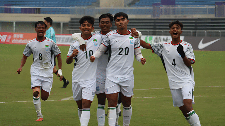 এশিয়ান কাপের পথে আগুন ঝরাল বাংলাদেশ প্রথম ম্যাচেই পূর্ব তিমুর ধসিয়ে দিলো তিমুরকে উড়িয়ে বিস্ফোরক শুরু! বাংলাদেশ অনূর্ধ্ব–১৭ দলের ৫ গোলের দাপট