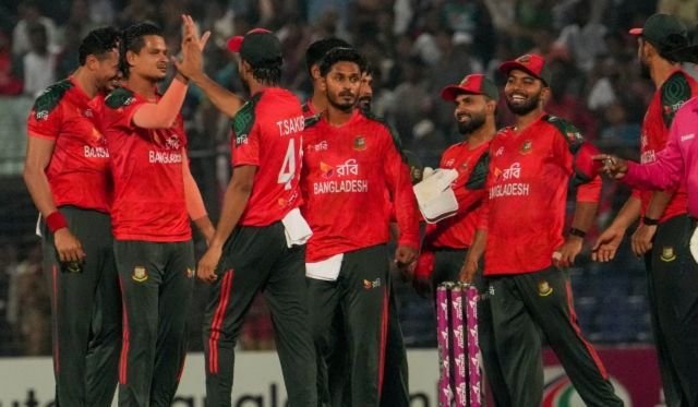 জাতীয় দলে অস্থিরতা কমানোর পথ কী