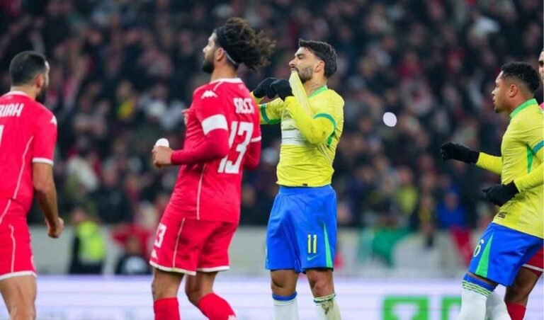 "জোড়া পেনাল্টি মিস, ব্রাজিলকে পরাজয়ের অজানা পথ দেখাল!"