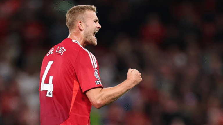 টটেনহ্যামের মাঠে ৫ মিনিটের নাটকীয়তায় ম্যানইউর হার না হওয়ার অবিশ্বাস্য গল্প!