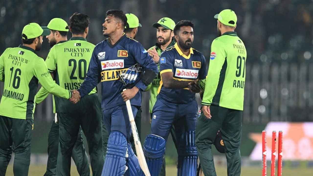 পাকিস্তান ছাড়ছেন শ্রীলঙ্কার ক্রিকেটাররা