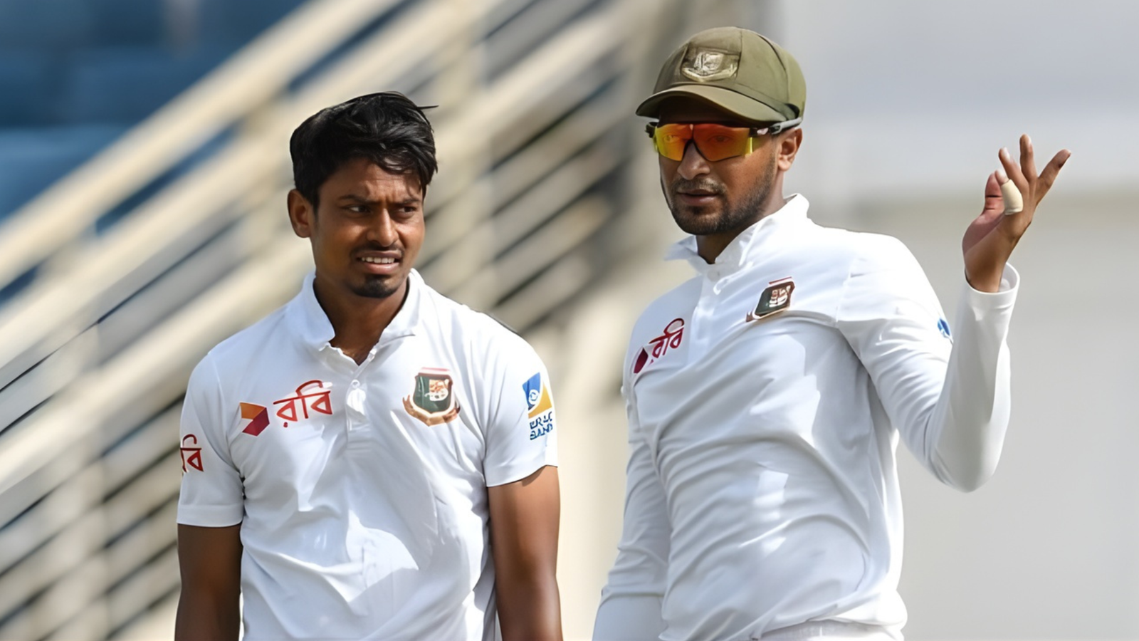 বাংলাদেশের নতুন ট্রাম্প কার্ড তাইজুলের অবিশ্বাস্য দৌড়ে কাঁপছে রেকর্ডবই ইতিহাসের দরজায় তাইজুল! সাকিবকে ছুঁয়ে এখন শুধু এক উইকেটের অপেক্ষা