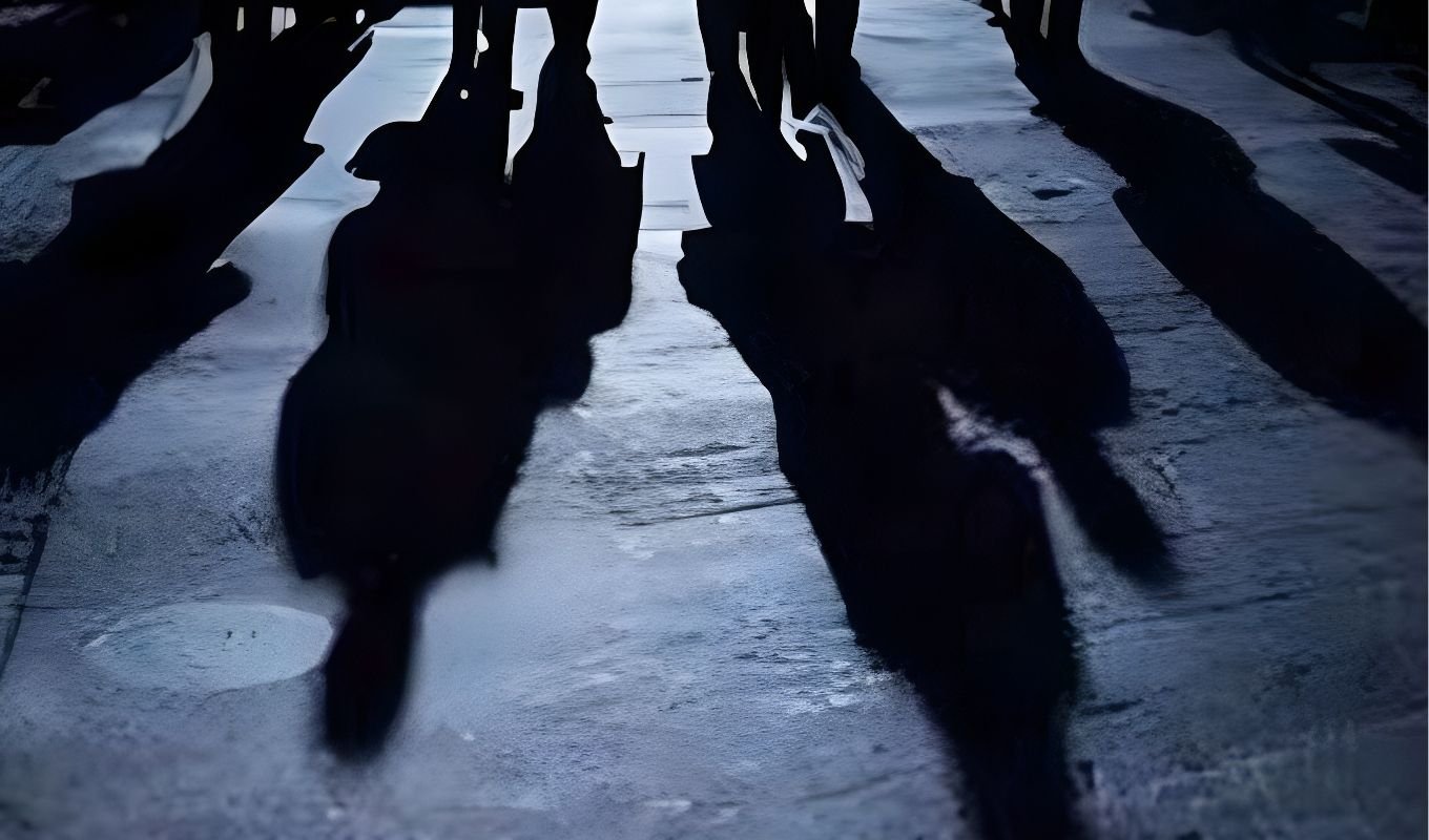 বিদেশ সফরে ডাকাতি: আন্তর্জাতিক ক্রিকেটারের ৩ বছরের কারাদণ্ড