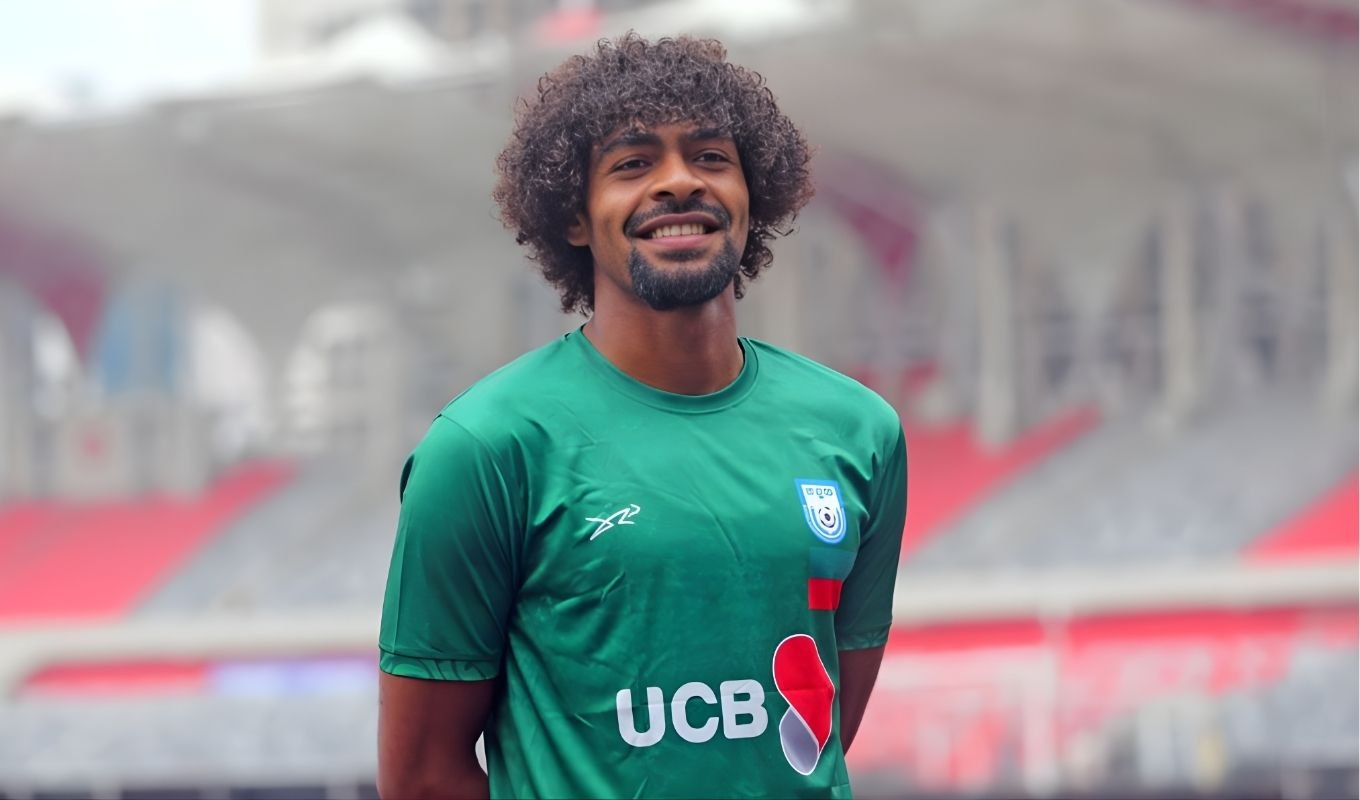 ভারতের বিপক্ষে প্রস্তুতি সম্পন্ন, হামজার আত্মবিশ্বাসী বার্তা 1 ভারতের বিপক্ষে প্রস্তুতি সম্পন্ন, হামজার আত্মবিশ্বাসী বার্তা