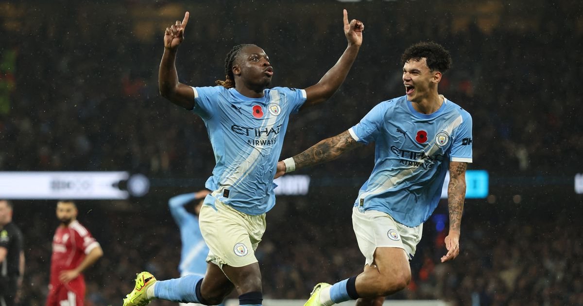 লিভারপুলকে ৩–০ গোলে হারিয়ে গার্দিওলার ১০০০তম ম্যাচ উদ্‌যাপন