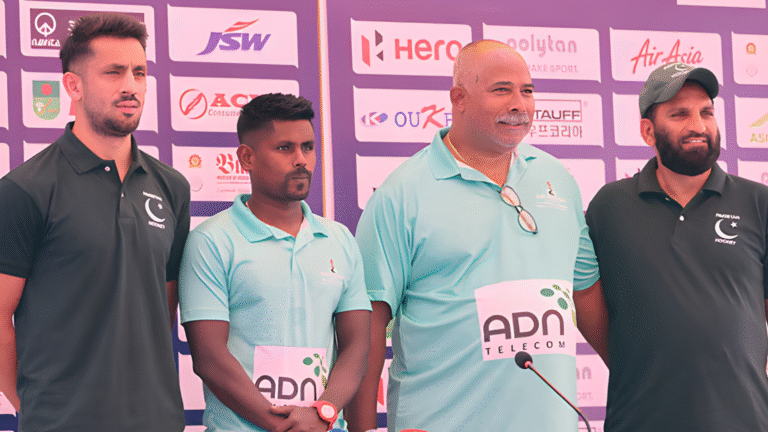 হকি স্টেডিয়ামে জমজমাট প্রস্তুতি পাকিস্তানকে আনা হবে আগেভাগে হকি স্টেডিয়ামে জমজমাট প্রস্তুতি, পাকিস্তানকে আনা হবে আগেভাগে