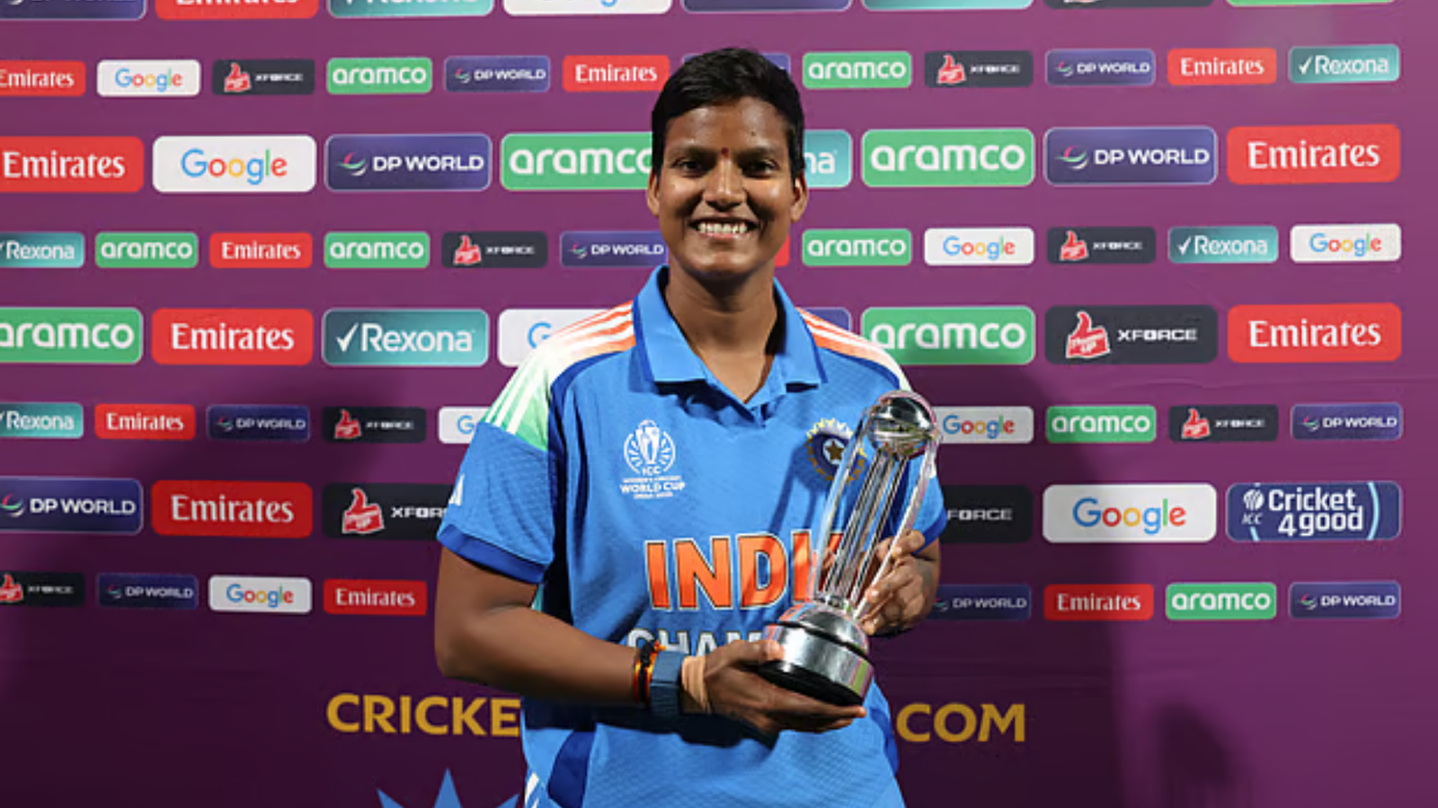 হিলি হিদার নাইটও দল পেলেন না অবাক করা নিলামে ঝড় তুলল ১১ কোটিপতি মেয়েদের আইপিএল নিলামে কোটি টাকার বন্যা! যে ১১ নারী কোটিপতি হলেন