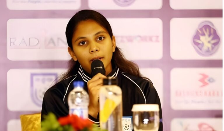 ১৩ বছর পর জাতীয় স্টেডিয়ামে ফিরছে বাংলাদেশ নারী দল: মালয়েশিয়ার বিরুদ্ধে আজ মহারণ!