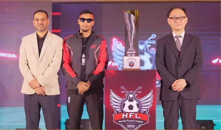 ৩২ দলের জমজমাট ফুটসাল লিগ উদ্বোধন, আলোচনায় যে উপহারটি পেলেন জামাল