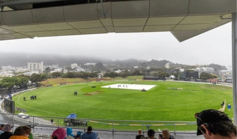 ৩৯ বল খেলার পর বৃষ্টির জয়