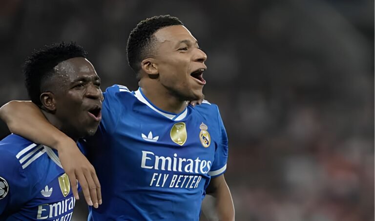 ৭ মিনিটে হ্যাটট্রিক! এমবাপে ইতিহাস গড়লেন