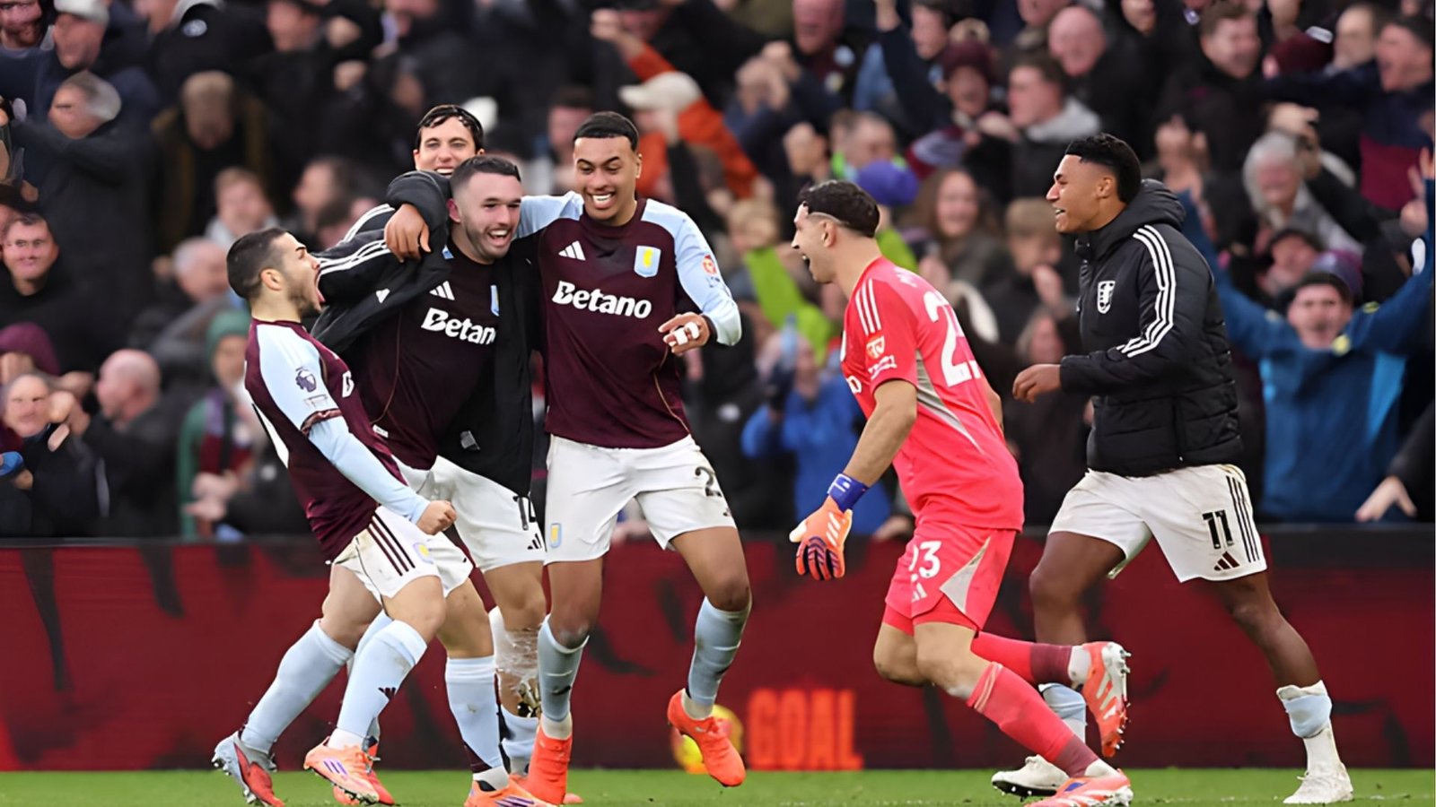 হ্যাটশক! শেষ মিনিটে গোল খেয়ে ভেঙে গেল আর্সেনালের ১৮ ম্যাচের স্বপ্ন