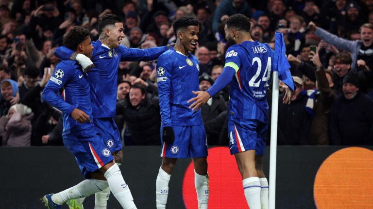 ১০ জনের চেলসি কিভাবে থামাল